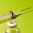 Zeckenbiss: Wer trägt die Kosten für Impfung und Folgeerkrankungen?