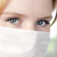 Der Mund-Nase-Schutz ist kein sicherer Schutz vor einer Infektion.
