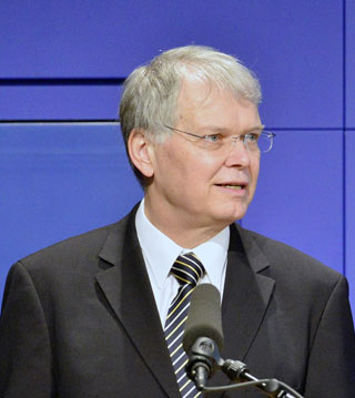 Porträt Dr. Helmut A. Klein: Arbeitsschutzexperte, Autor, Herausgeber